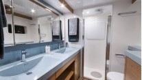 Catamaran SKYLARK -  Bathroom 2